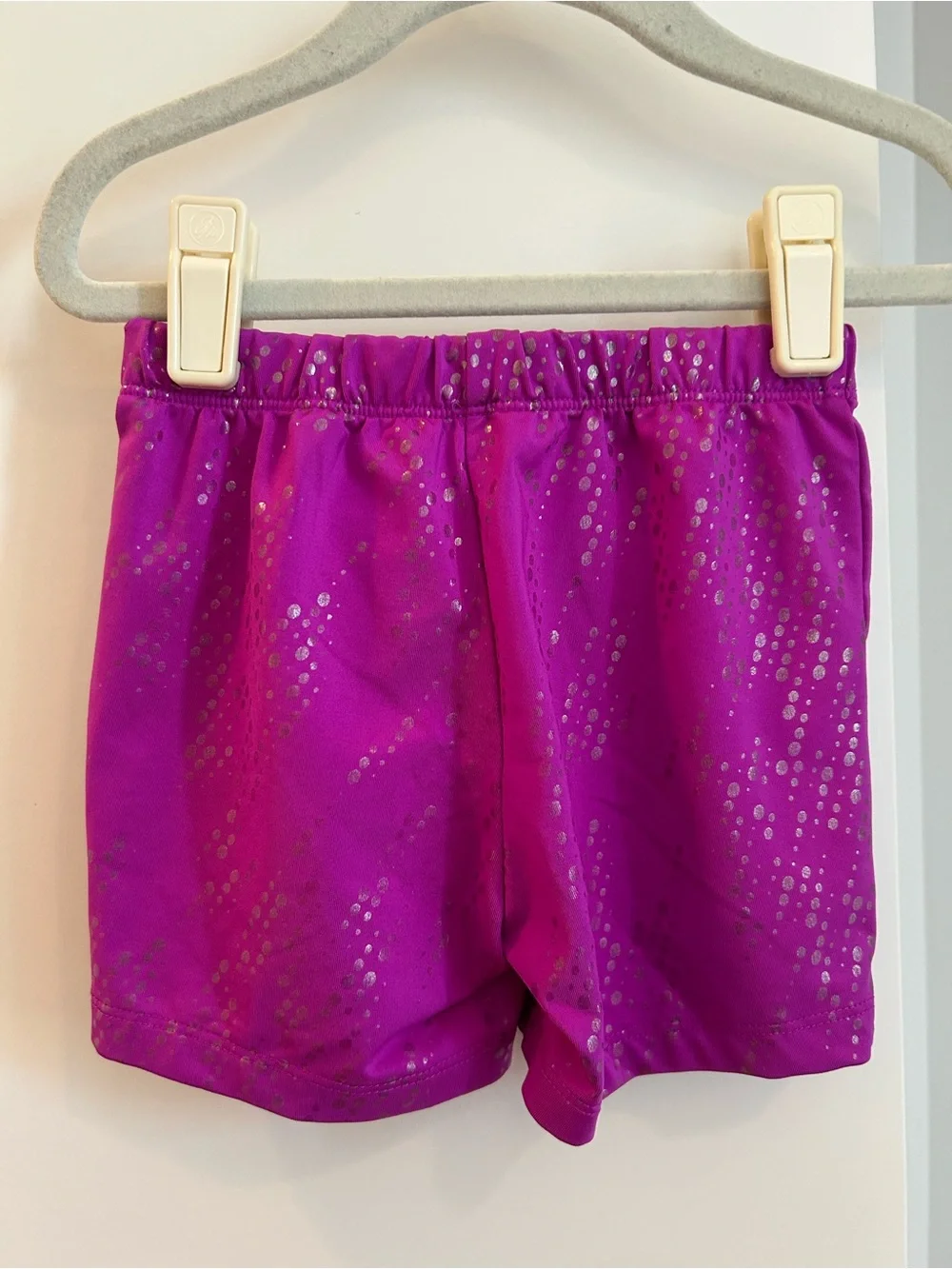 Girls' Shiny Magenta Dance Leotard & Shorts Set - Size S/CH 6/6x